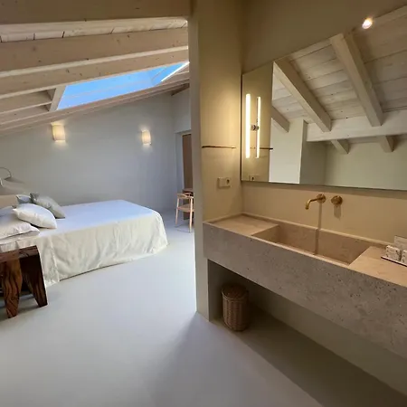 Lantställe Casa Robla Bilar